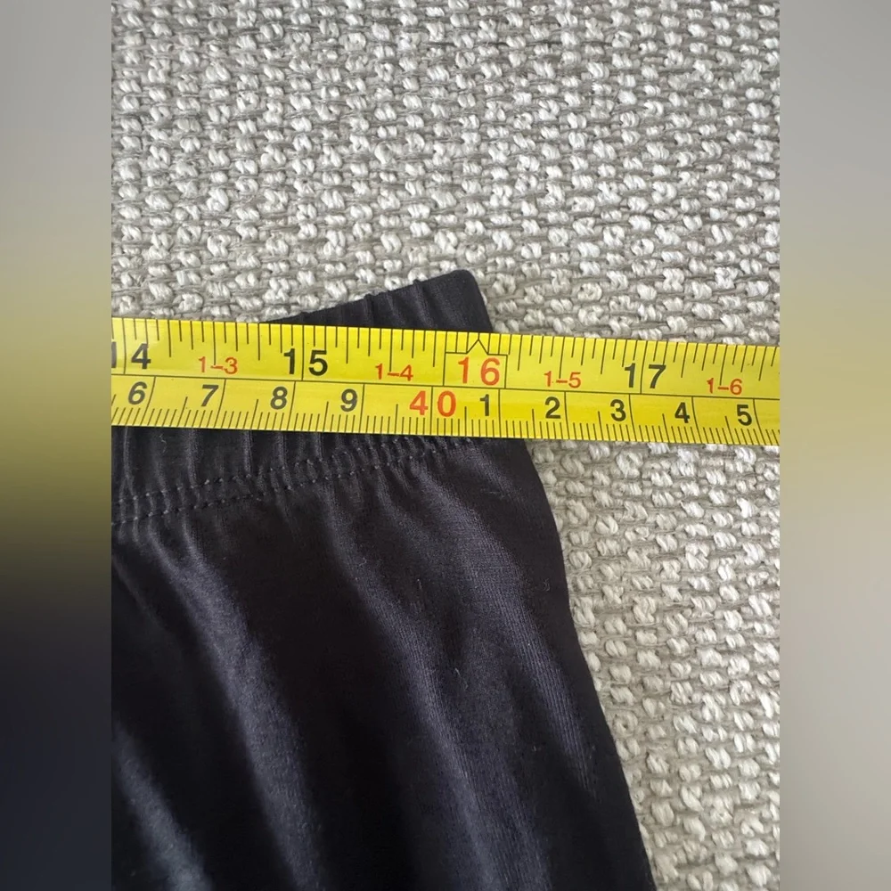 Women’s Barefoot dreams Malibu PJ set  Medium - Picture 9 of 12